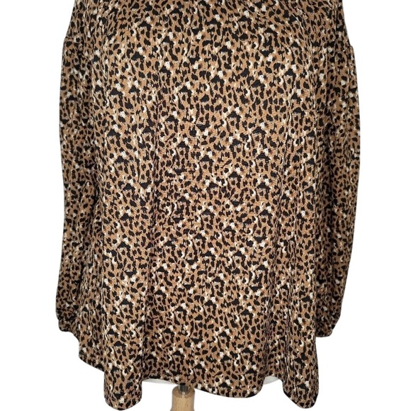 Ava & Viv Animal Print Blouse - Picture 3 of 9